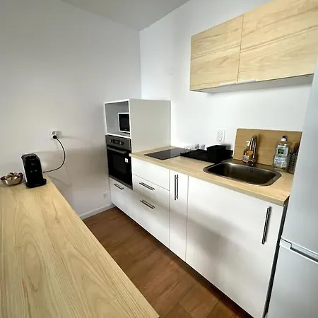 Superbe 2p Climatise - Plages A Pieds شقة *