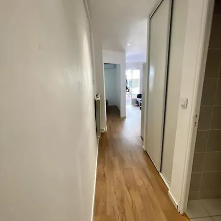 Superbe 2p Climatise - Plages A Pieds جوان ليه باه